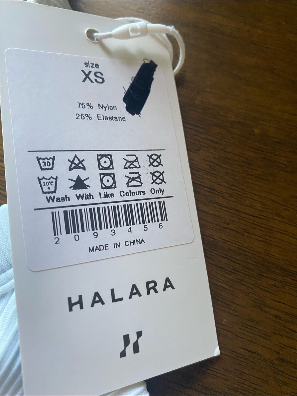HALARA White Ribbed Halter Sports Bra Size XS - Picture 8 of 15